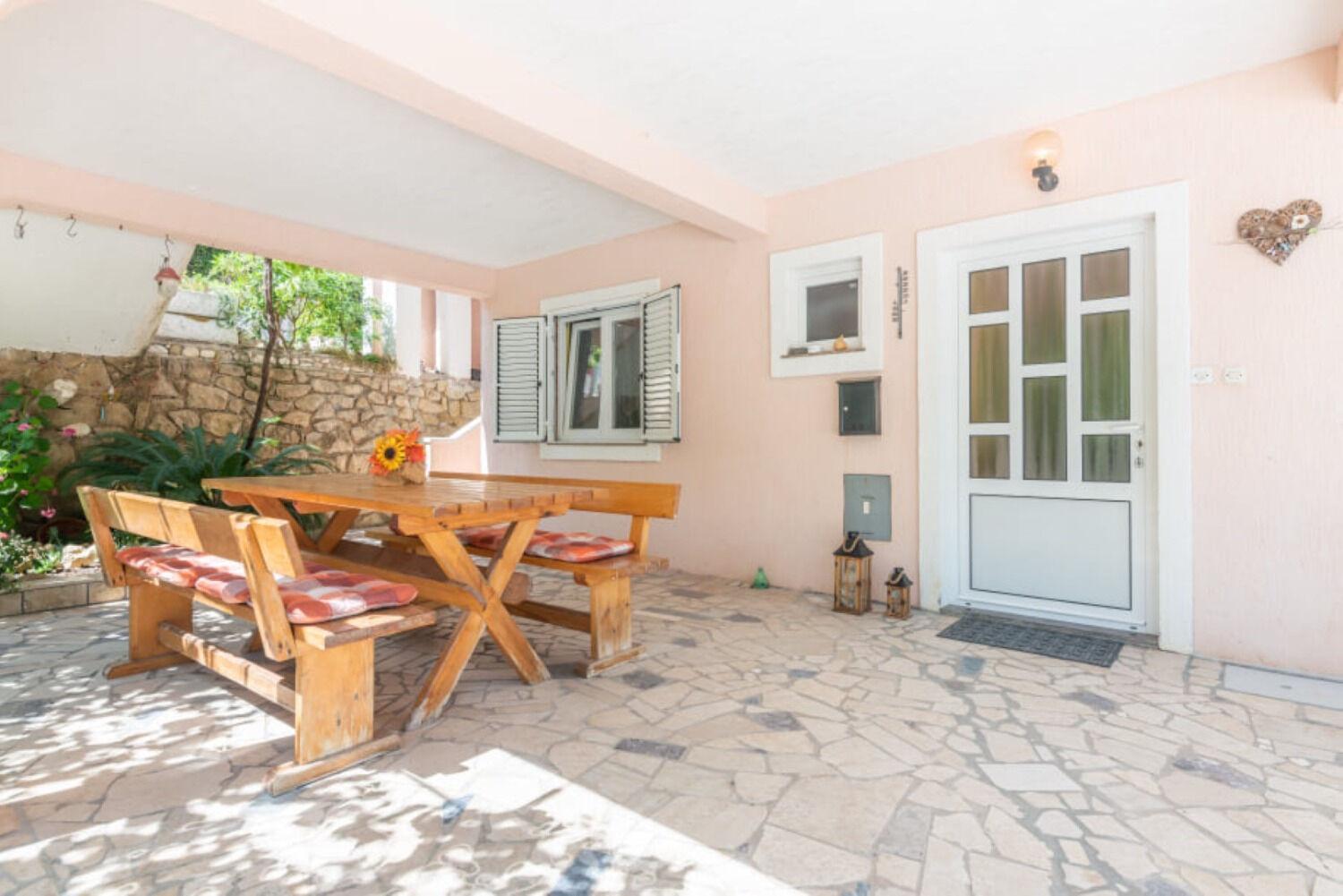 Apartments Barbara Supetarska Draga Ngoại thất bức ảnh